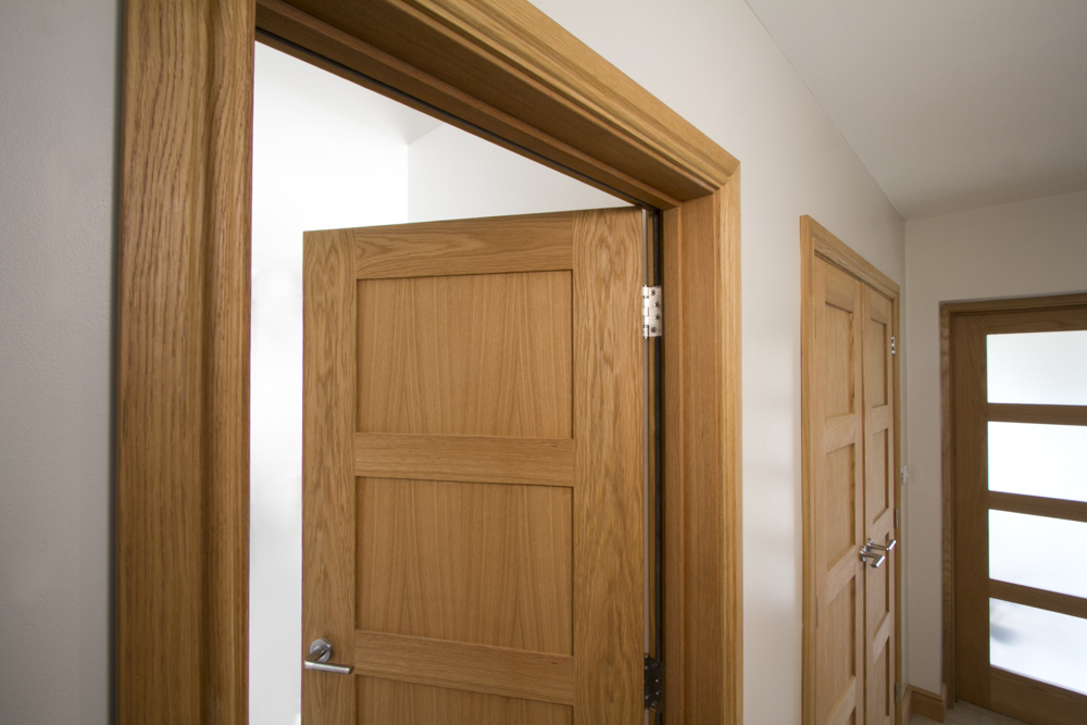 Improve Home Aesthetics With a Door Architrave